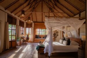 13-Kyambura-Gorge-Lodge-AH1I2859